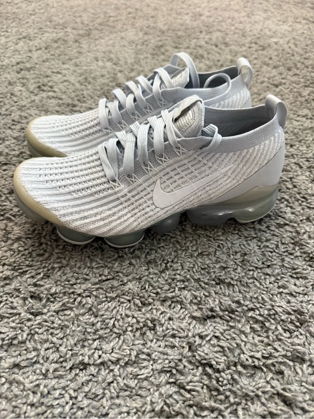 Nike Air VaporMax Flyknit 3 White Pure Platinum Women’s Size 7 AJ6910-100